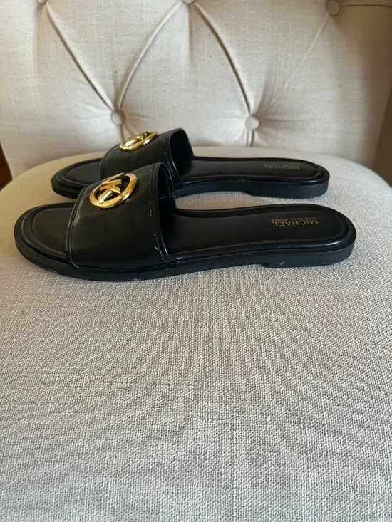 Michael Kors MK Logo Slide Sandals Black Leather Gold Hardware Size 8.5 Summer - Picture 6 of 9